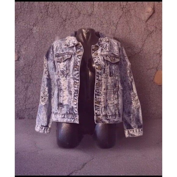 Thrill Women's Jean Jacket Denim Blue Factory‎ Destroyed Acid Washed Cowgirl - Picture 1 of 4